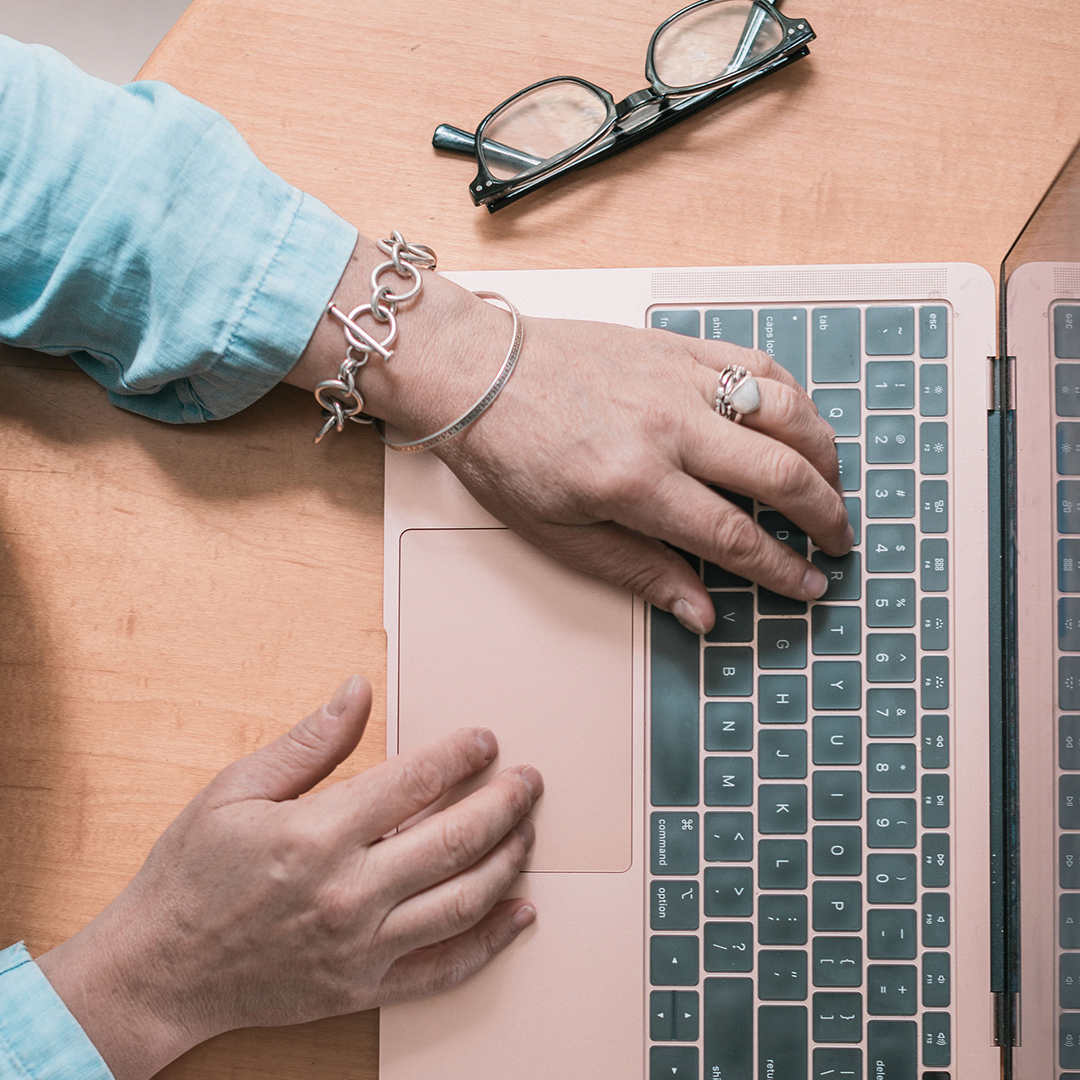 Brand Voice Basics: Find Your Voice Online